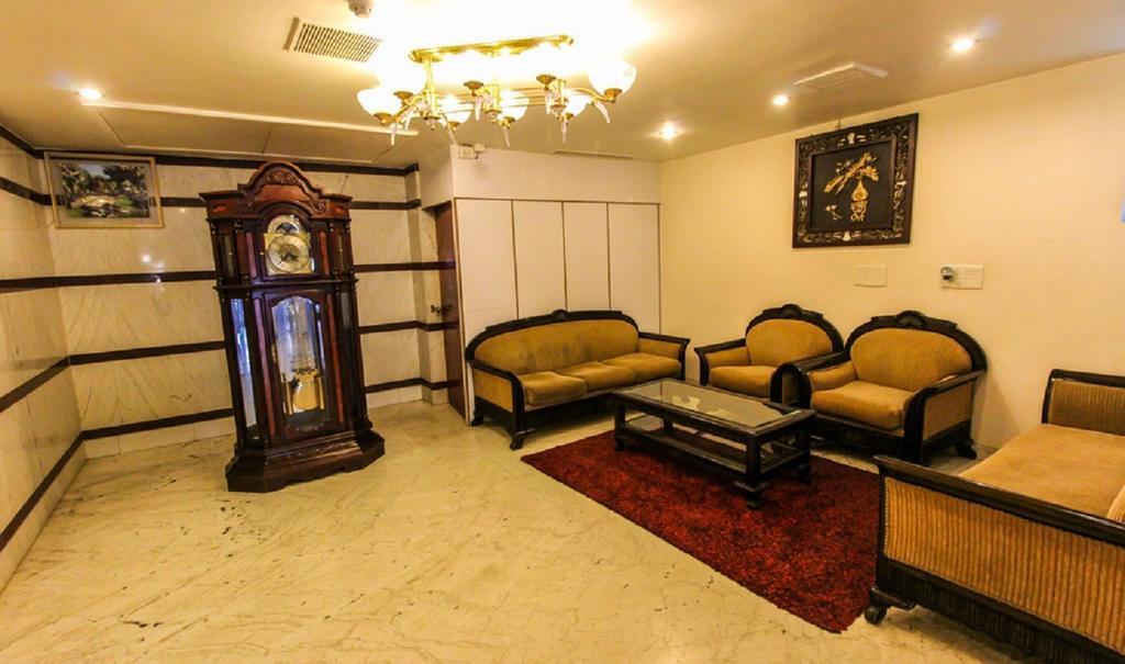 Hotel Pigeon International Μπανγκαλόρ Εξωτερικό φωτογραφία