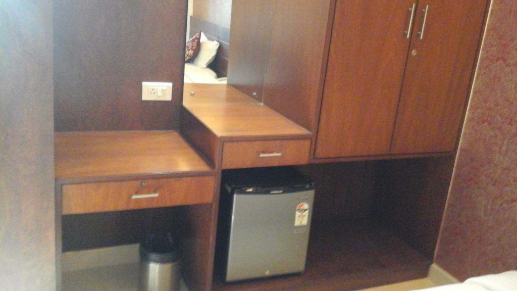 Hotel Pigeon International Μπανγκαλόρ Εξωτερικό φωτογραφία