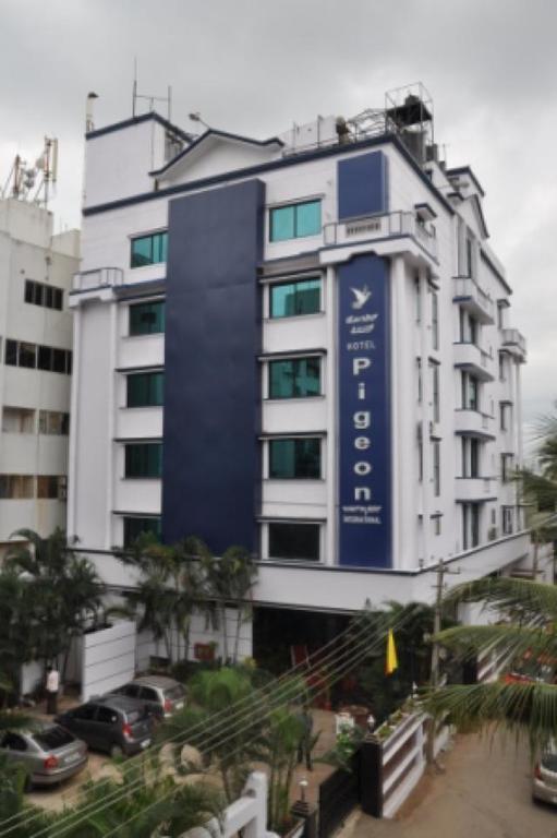 Hotel Pigeon International Μπανγκαλόρ Εξωτερικό φωτογραφία